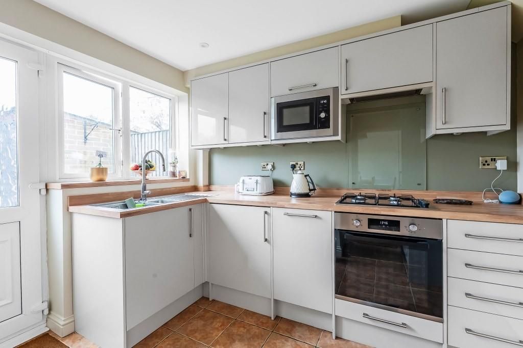 Property photo 3 of 12 19-Glory-Mead-6.Jpg