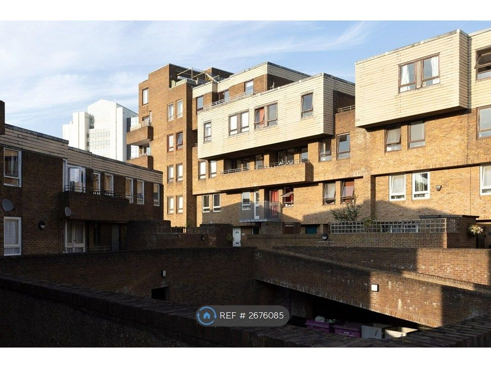 Property photo 3 of 32