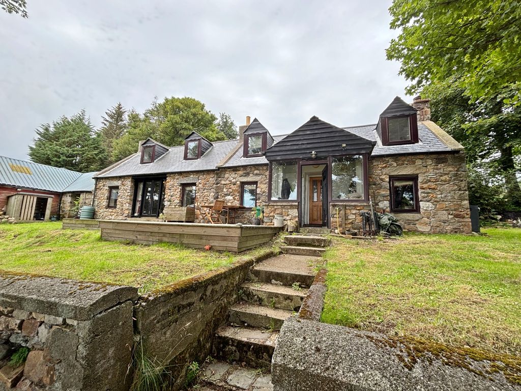 Property photo 1 of 31