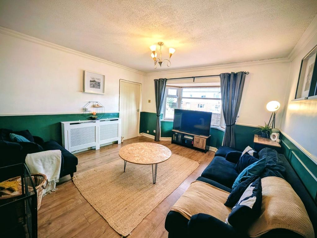 Property photo 3 of 19 Picture No. 04