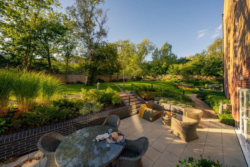 Property photo 3 of 13 2332_Brh_Gld_Rp_Gdn_26.Jpg