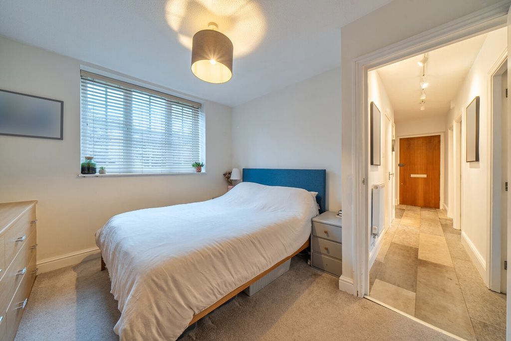 Property photo 3 of 9 Picture No. 25