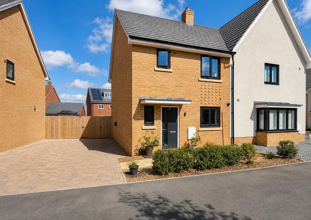Property photo 1 of 19 Cbcc4497-116F-4504-82E0-E8A03A6Be4Bb.Png