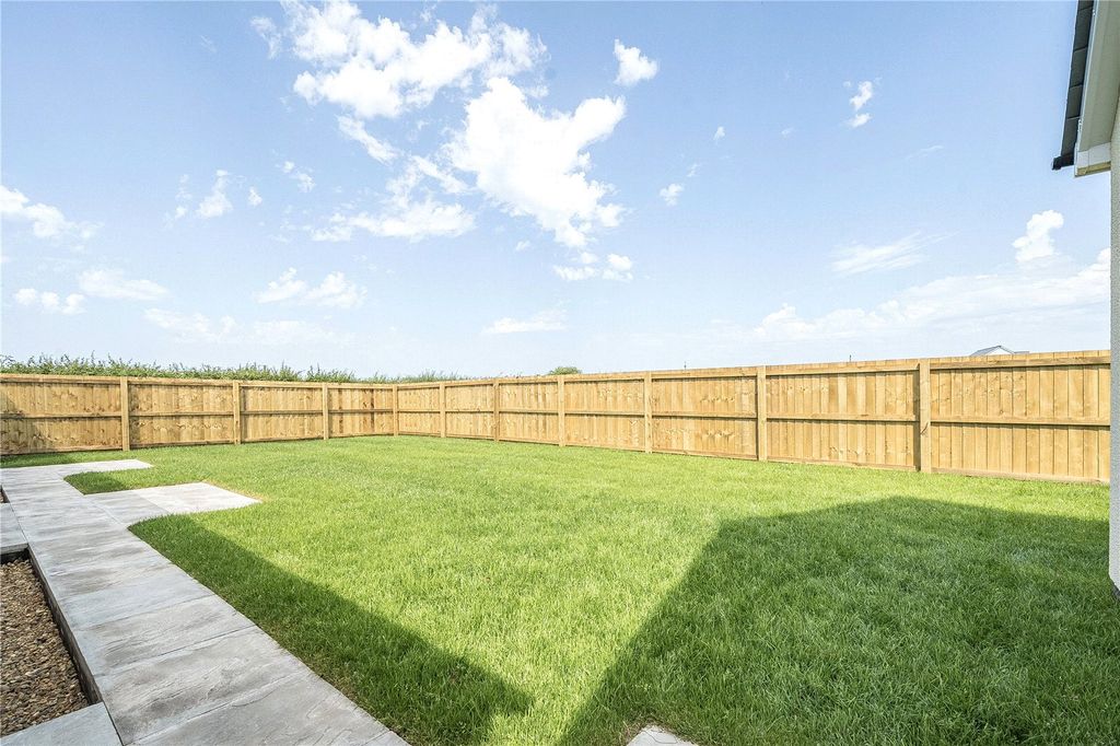 Property photo 3 of 25 Picture No. 51
