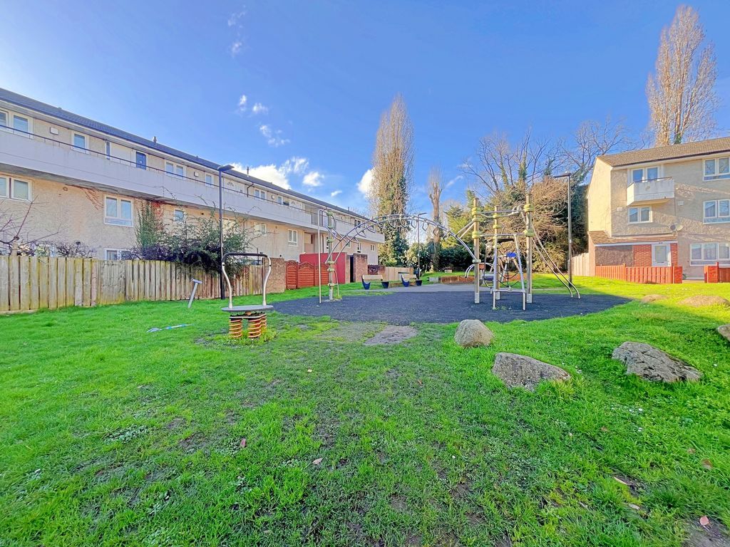 Additional image 20 of 3 bed maisonette for saleCommunity Road, Greenford UB6