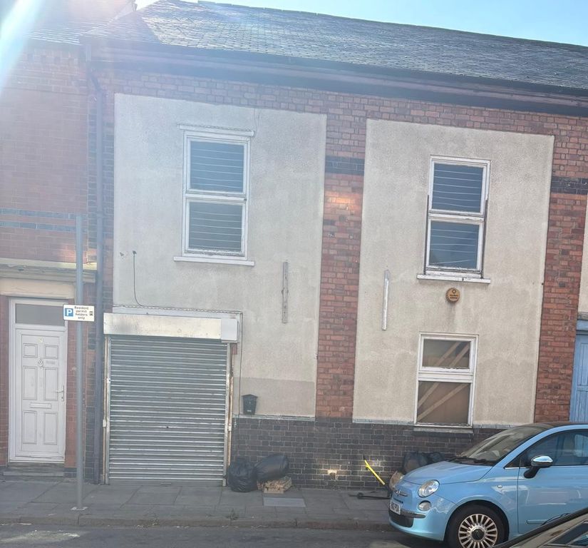Property photo 1 of 3