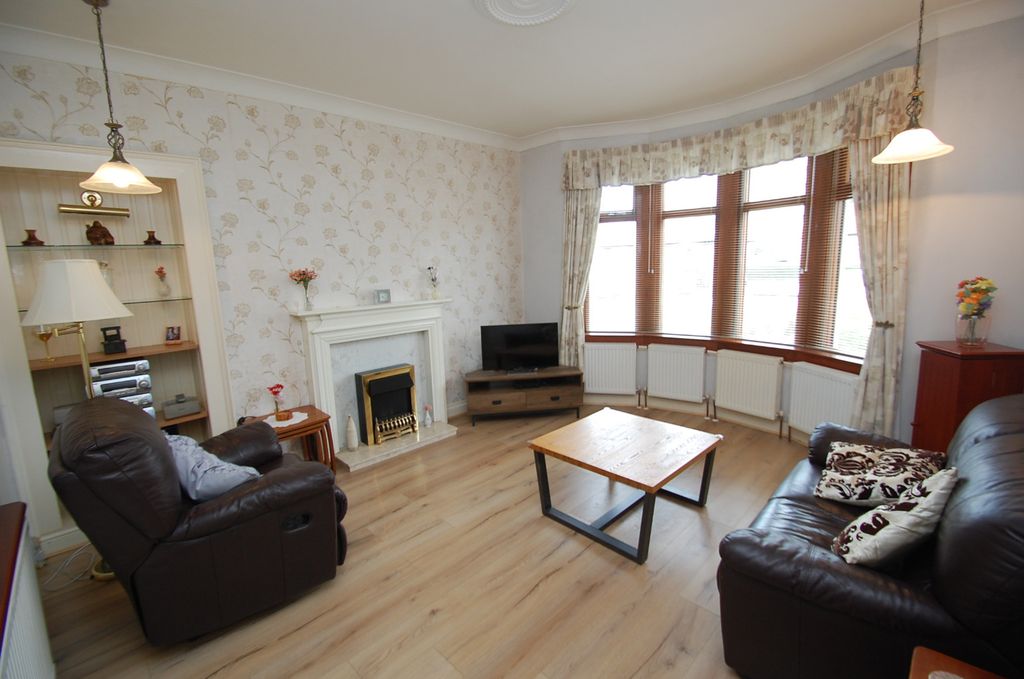 Property photo 2 of 21 5055183