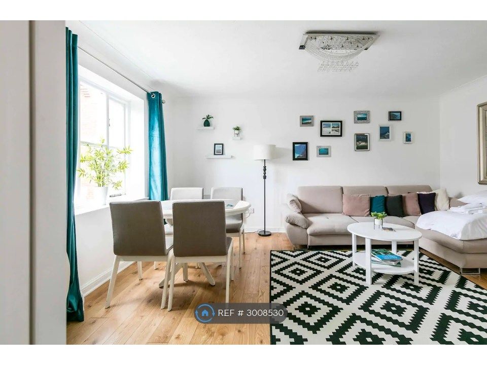 Property photo 1 of 14 Lounge/Dinning