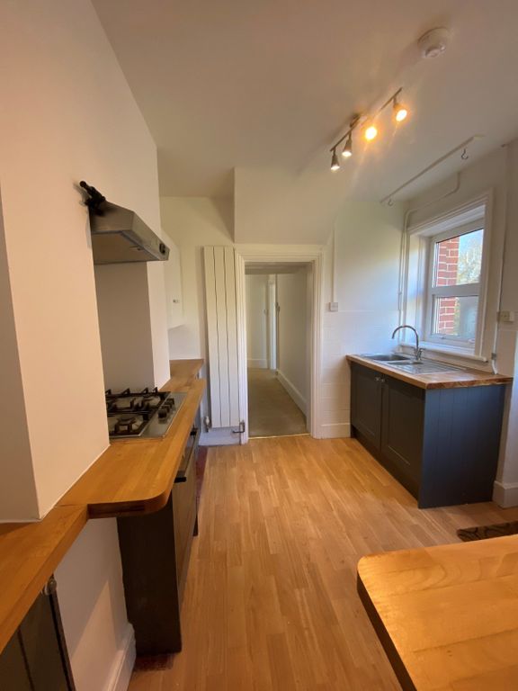 Property photo 2 of 7 Picture No. 06