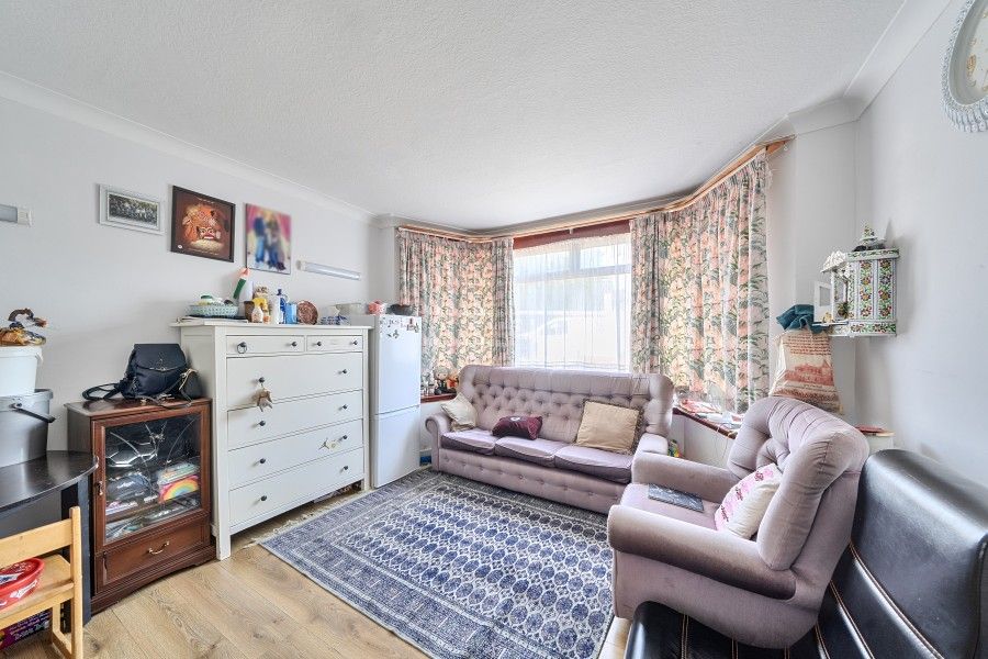 Property photo 3 of 20