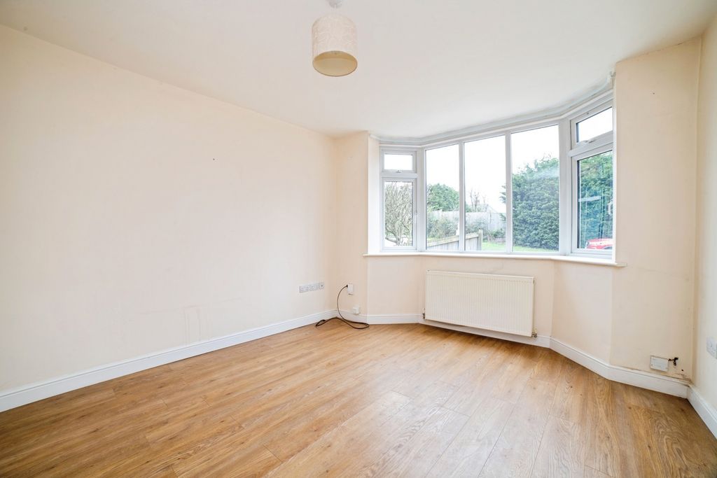 Property photo 2 of 21 Pbox-Img.Jpg