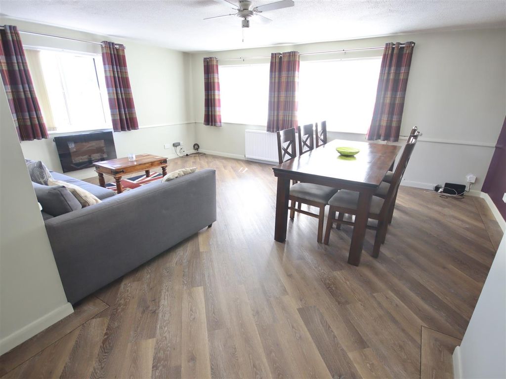 Property photo 2 of 13 Img_3309.Jpg