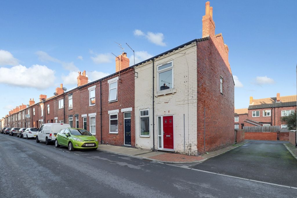 Property photo 1 of 13 1- Rob Hammond Ewemove Pontefract