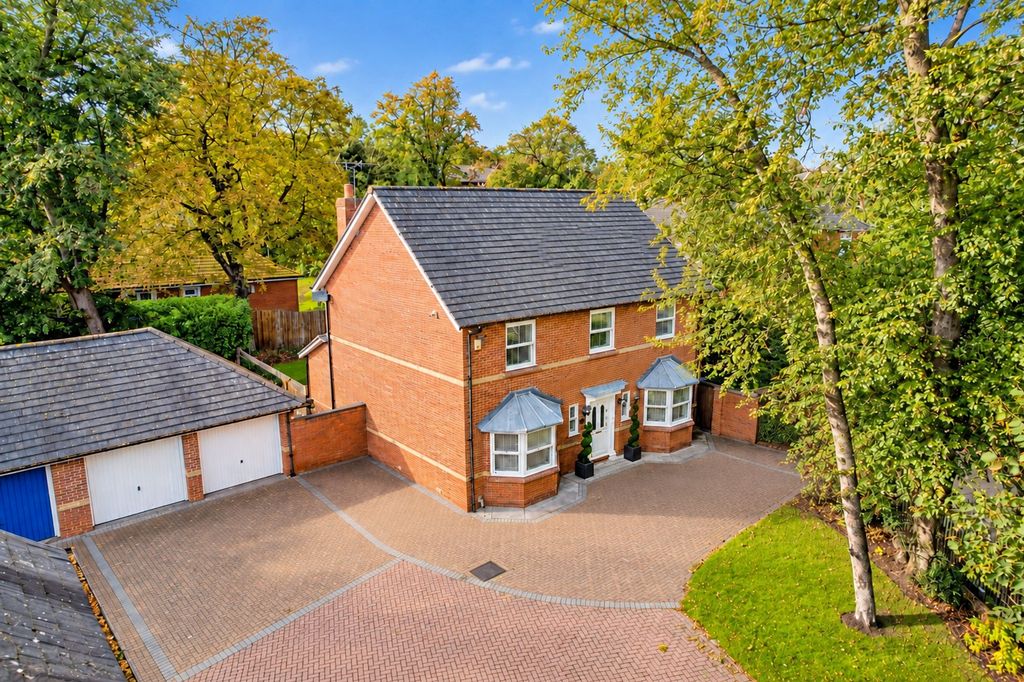 Property photo 1 of 38