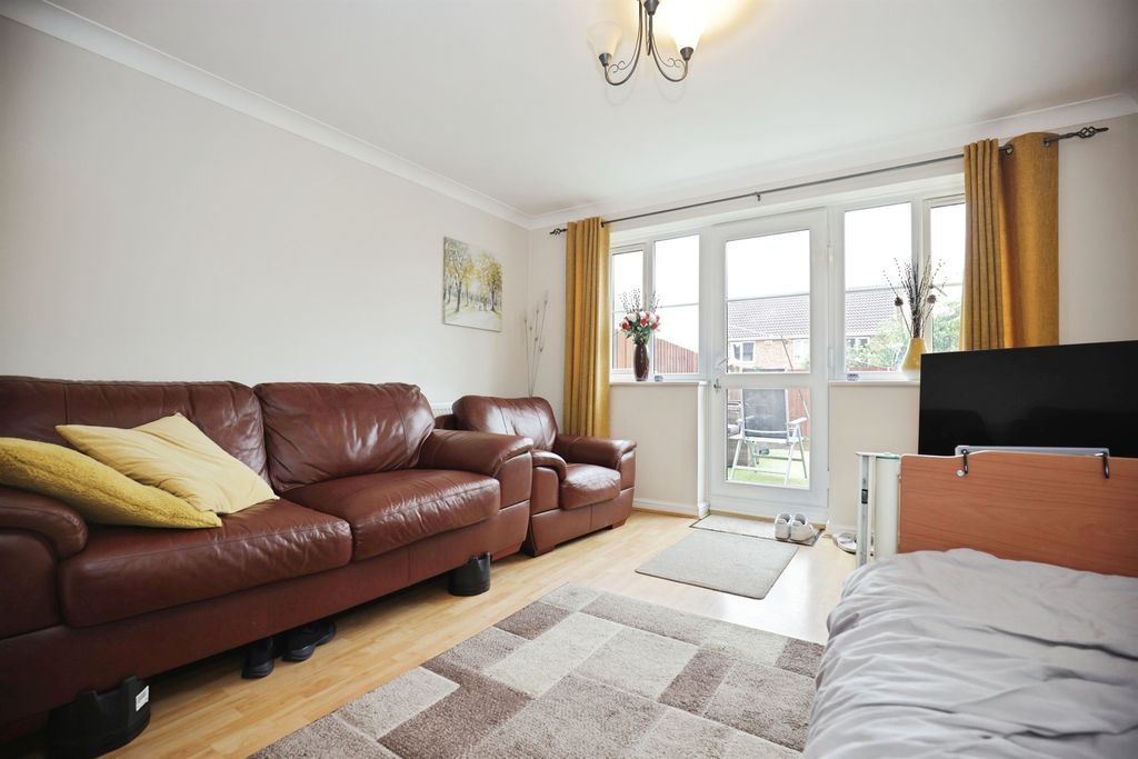 Property photo 3 of 13