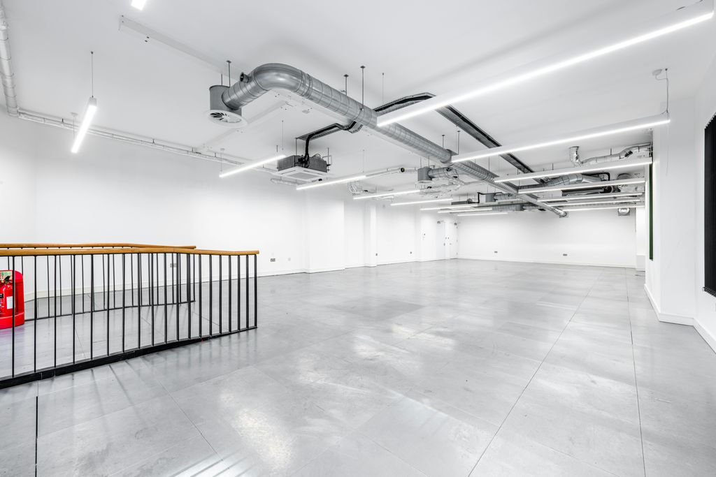 Property photo 3 of 6 Cassia Bldg U9  11.Jpg