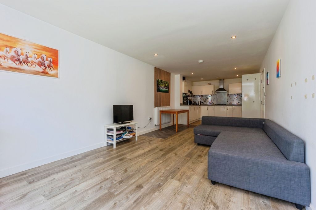 Property photo 2 of 24 Pbox-Img.Jpg