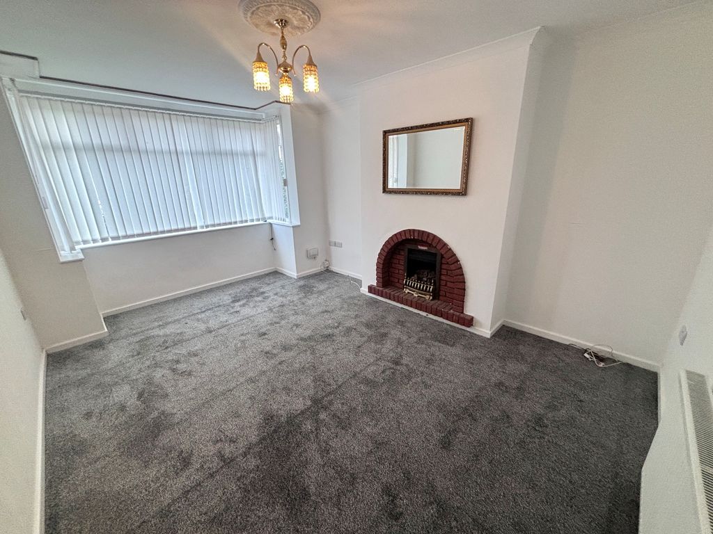 Property photo 2 of 9 Living Room