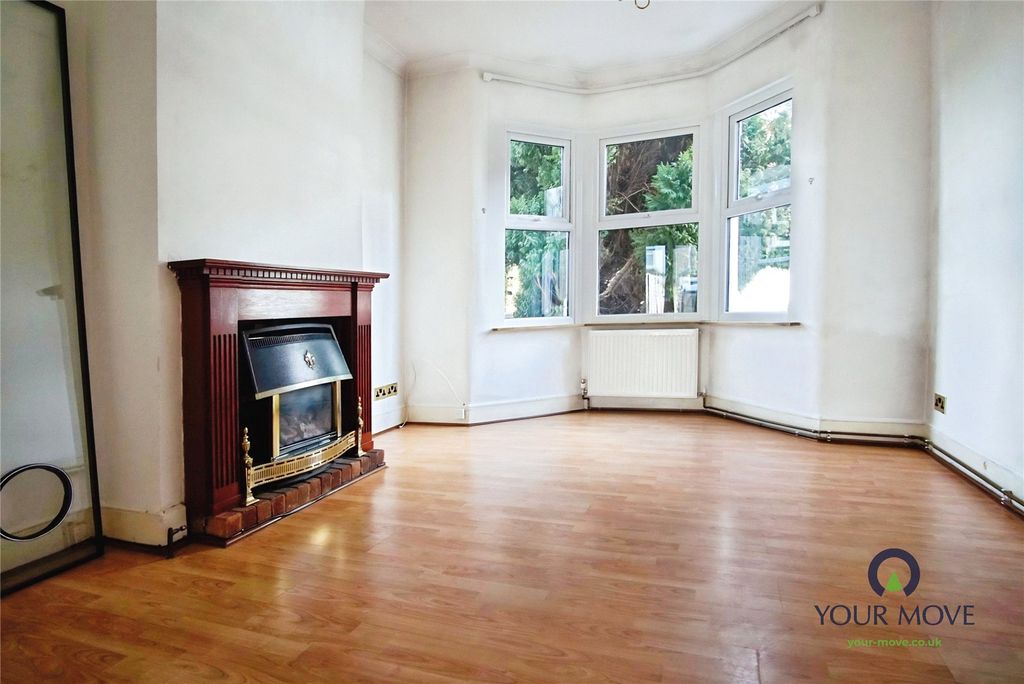 Property photo 2 of 15 Picture No. 08
