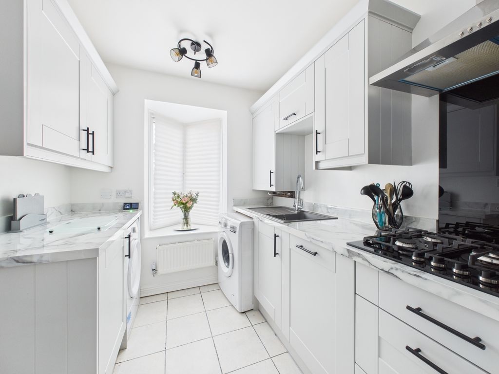 Property photo 2 of 20 2