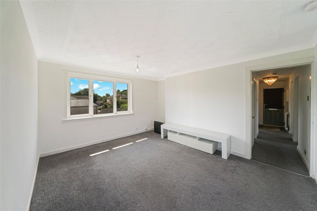 Property photo 2 of 19 Picture No. 09