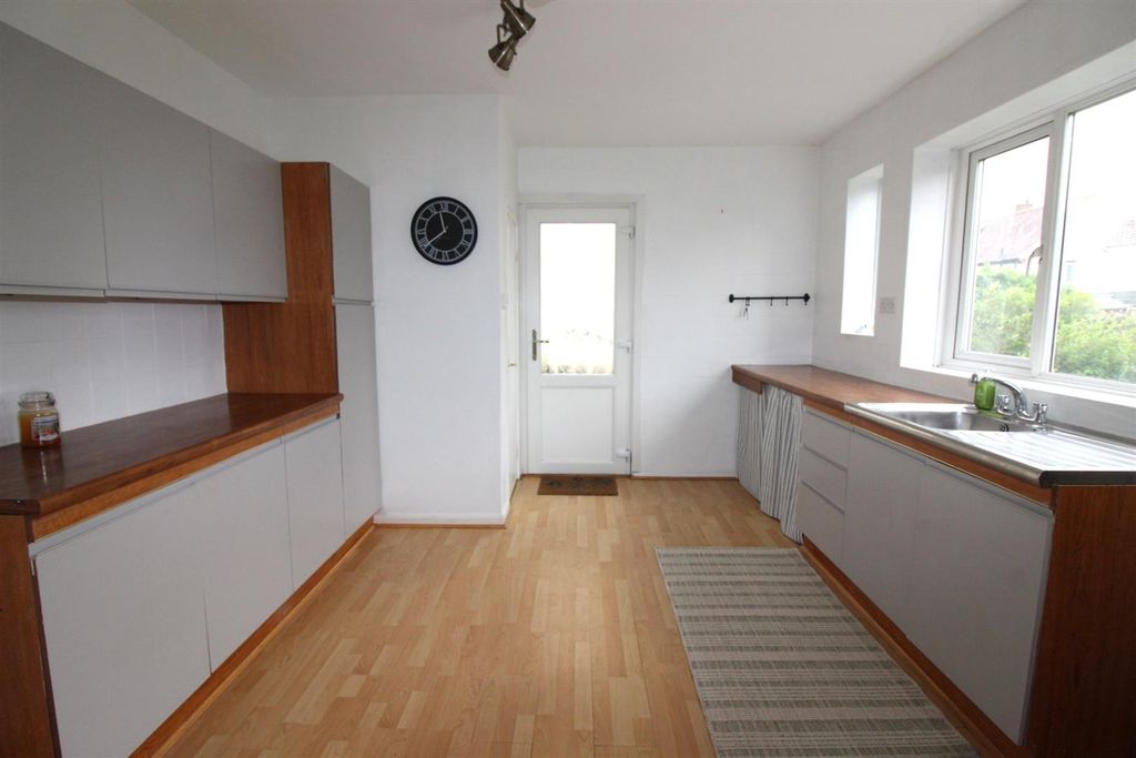 Property photo 2 of 12 Kitchen.Jpg
