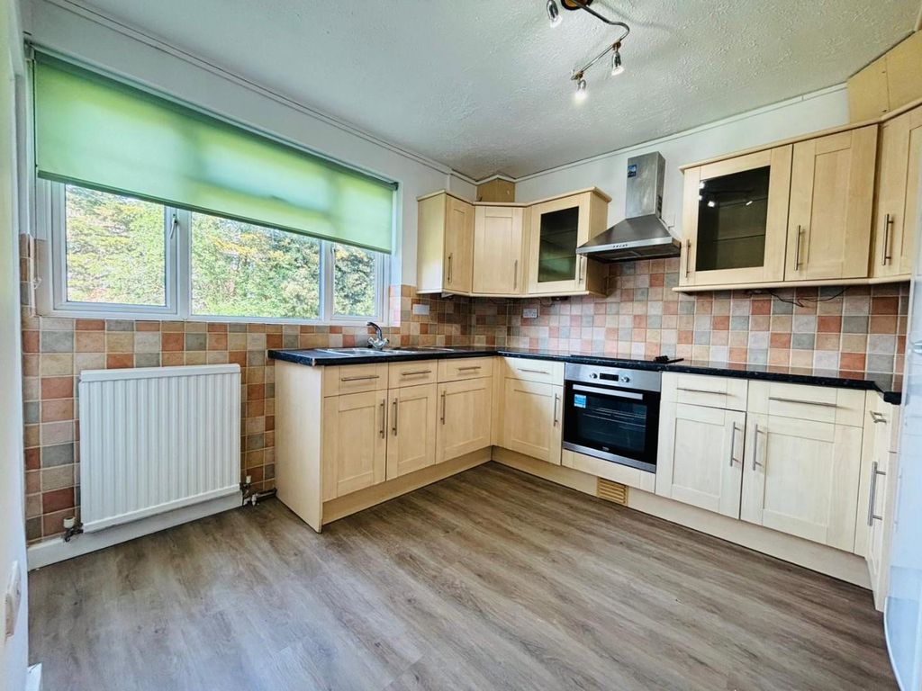 Property photo 3 of 11 Original-C6B02891-Eab4-41C8-925E-Dbb9E0De4A0B.Jpeg