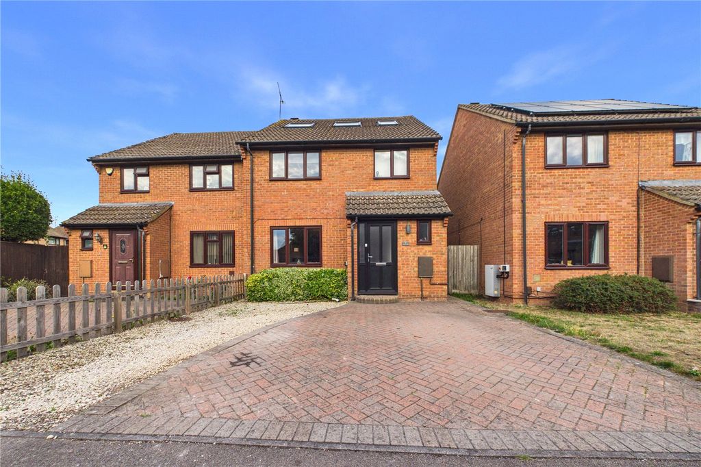 Property photo 1 of 14 Picture No. 08