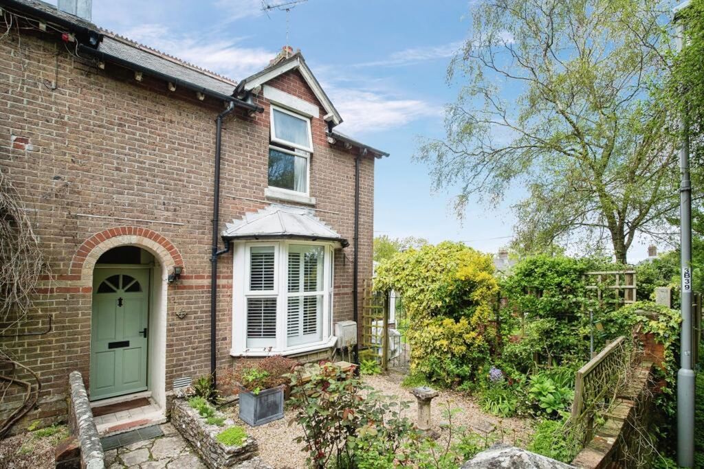 Property photo 1 of 14 Front View