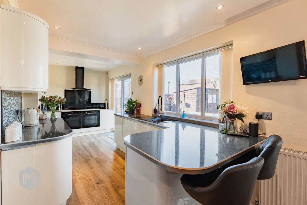 Property photo 3 of 27 Picture No. 20