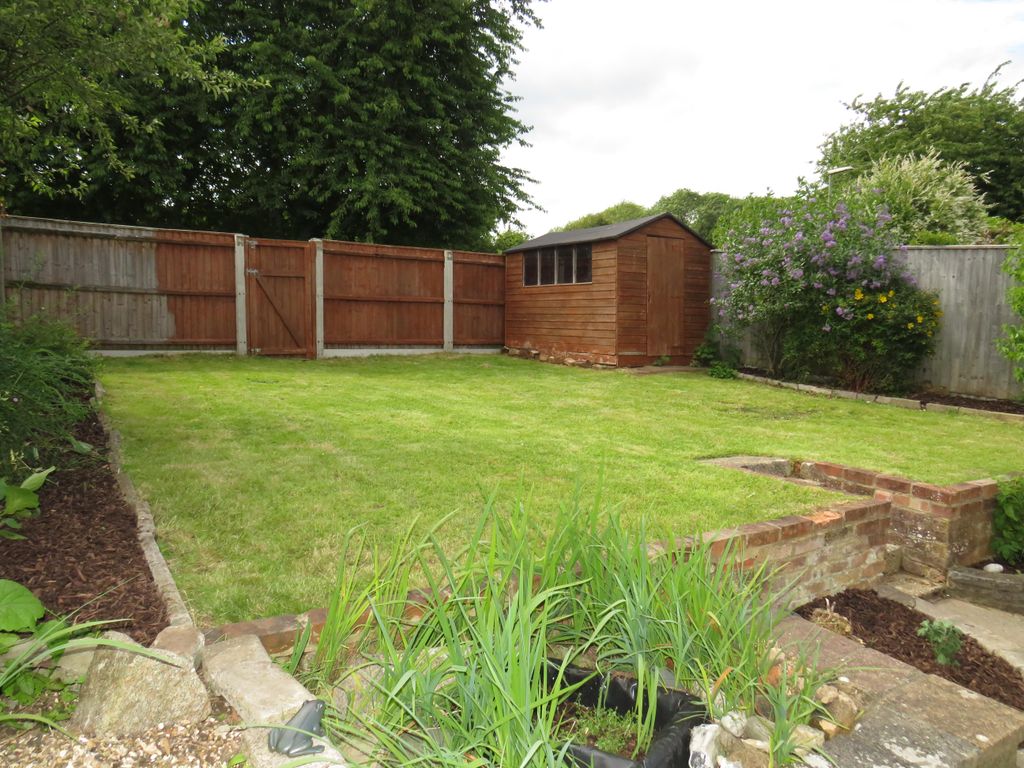 Property photo 3 of 12 Garden