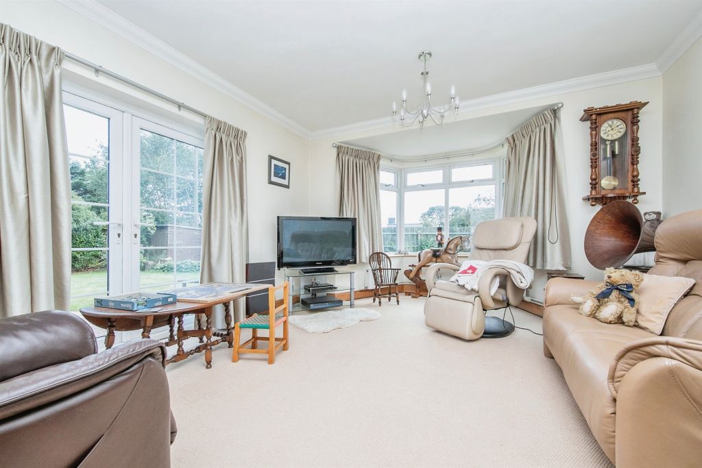 Property photo 3 of 16