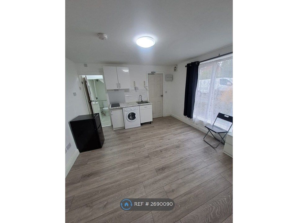 Property photo 2 of 5