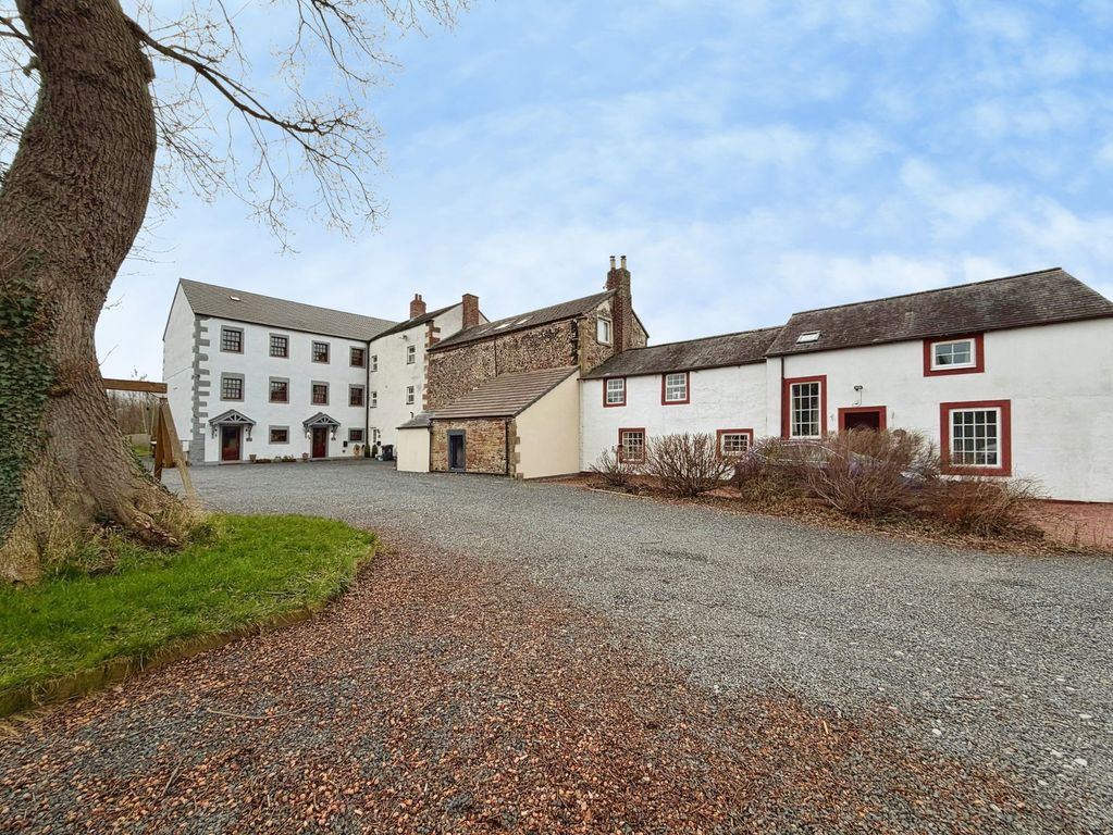 Property photo 1 of 37