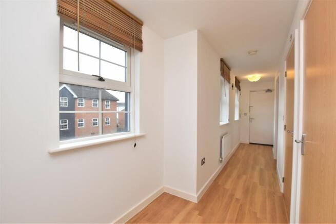 Property photo 2 of 8 39047_P330049_Img_05_0000_Max_656x437.Jpeg