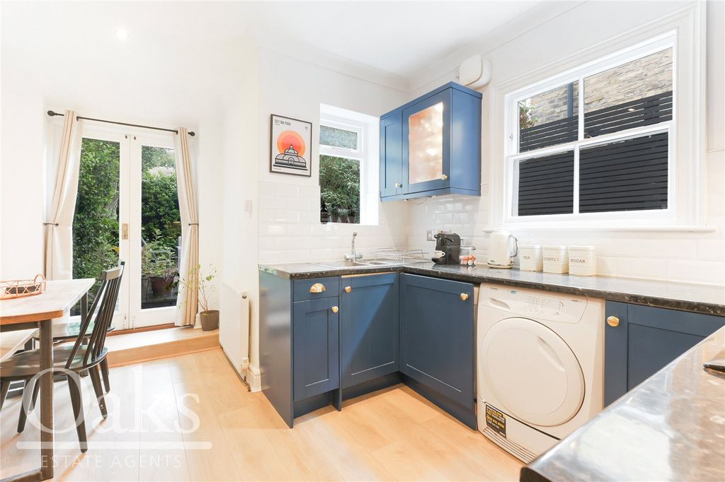 Property photo 2 of 8 Picture No. 09