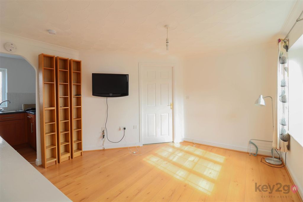 Property photo 3 of 16 Img_8312.Jpg