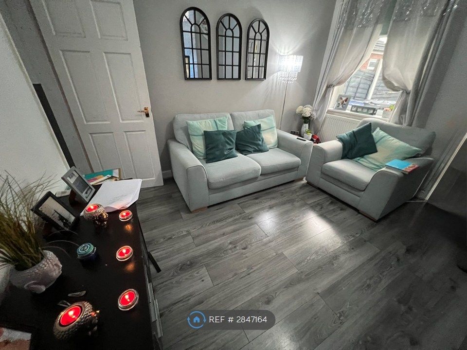 Property photo 3 of 7