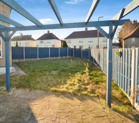 Property photo 3 of 9 Balcony