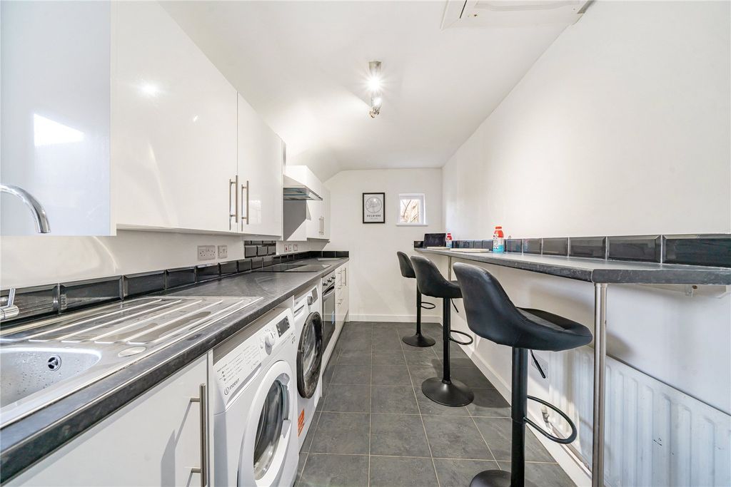 Property photo 3 of 8 Picture No. 07