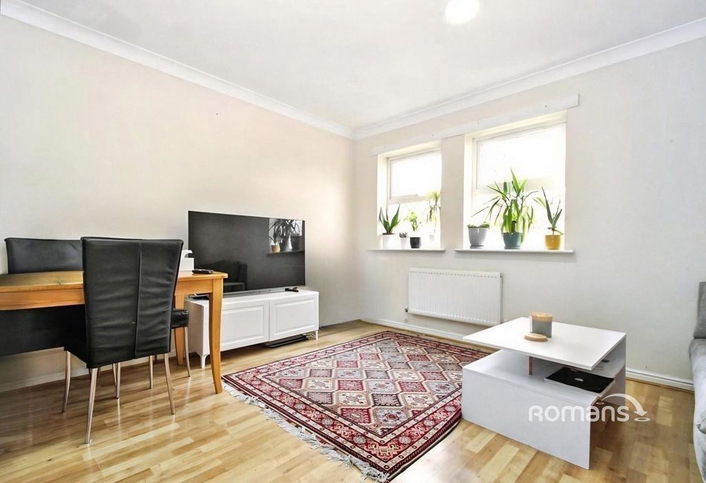 Property photo 2 of 7 Pbox-Img.Jpg