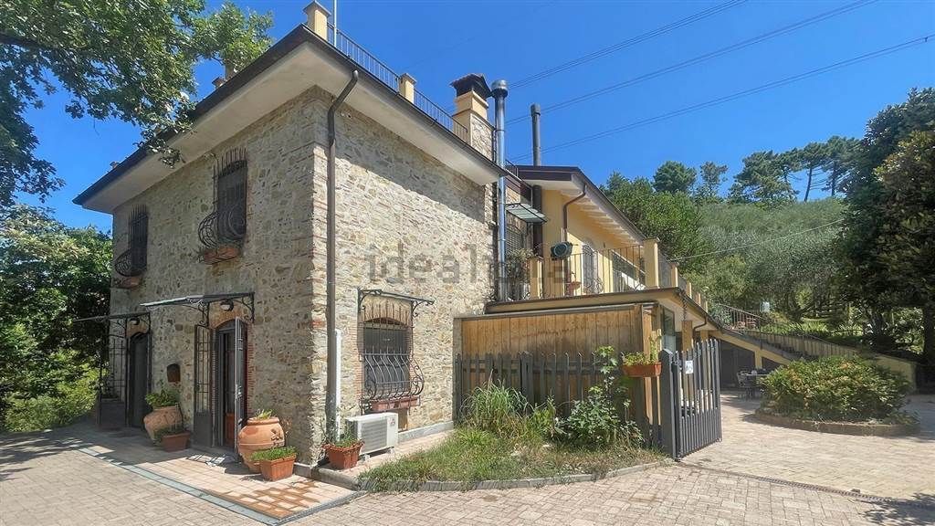 Property photo 3 of 29