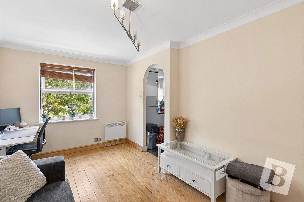 Property photo 3 of 11 Picture No. 04
