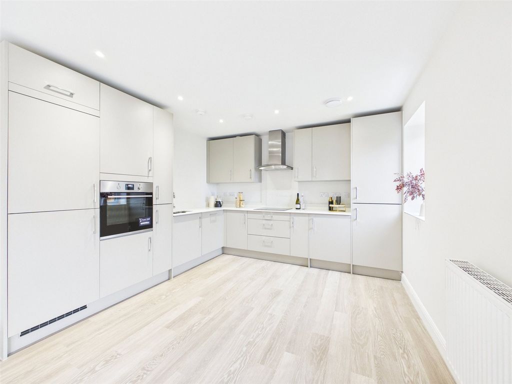 Property photo 2 of 11 Picture No. 06