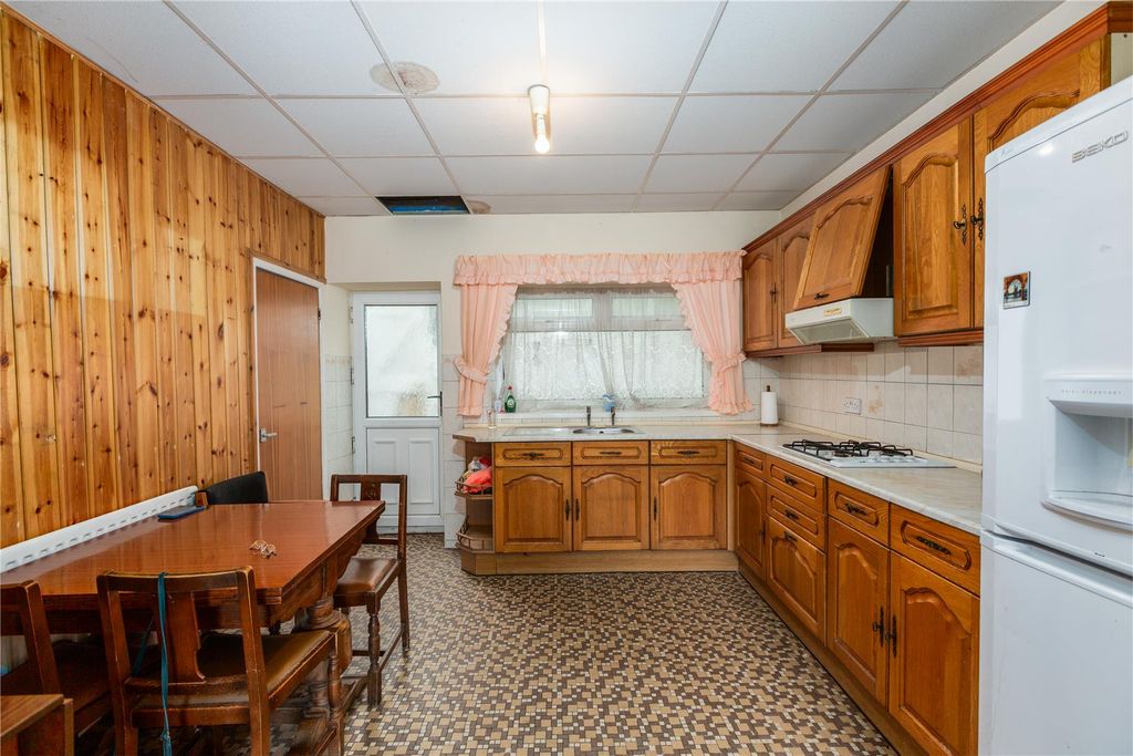 Property photo 2 of 44 Cz0A7956-Edit.Jpg