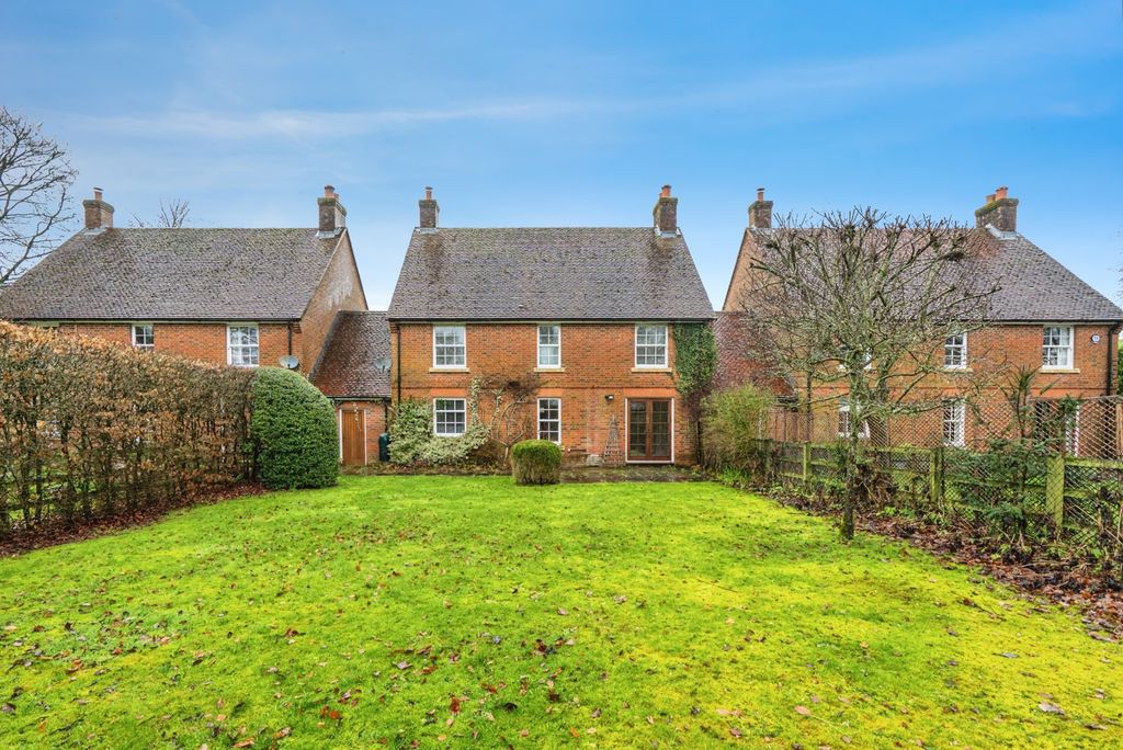 Property photo 2 of 20 Pbox-Img.Jpg