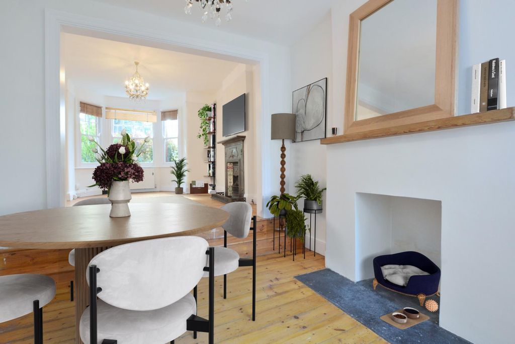 Property photo 3 of 13 Double Reception (Rear)