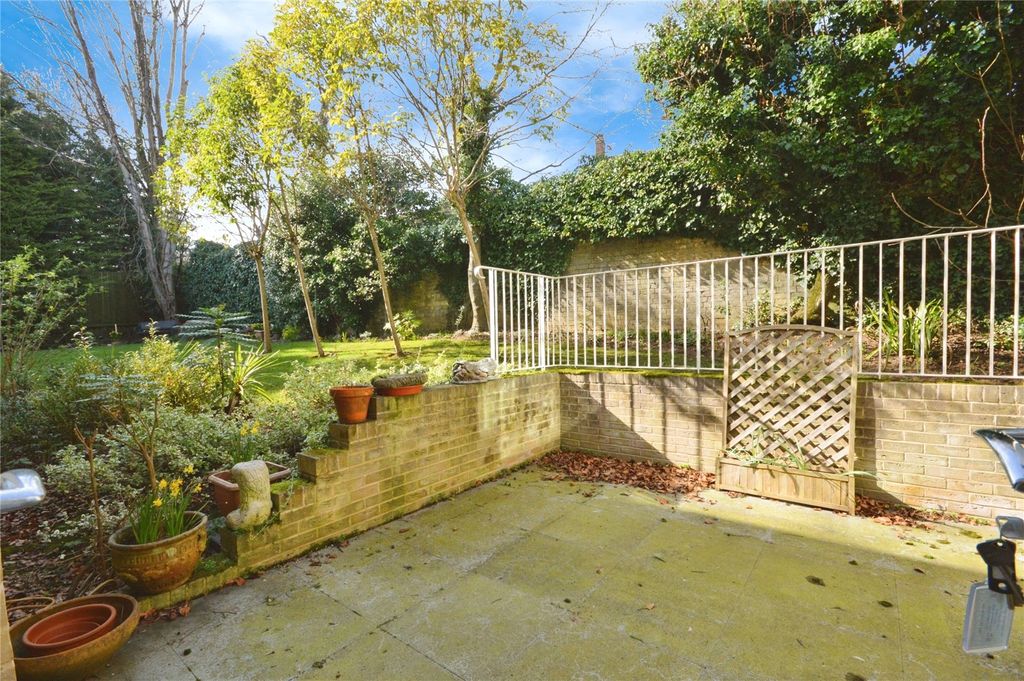 Property photo 3 of 20 Picture No. 23