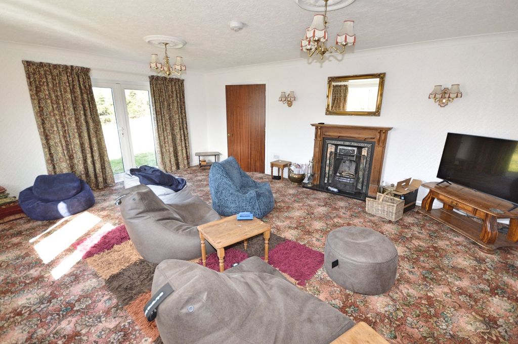 Property photo 3 of 25 Picture No. 04