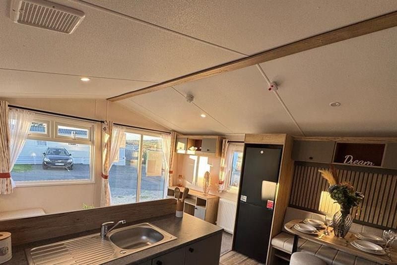 Property photo 3 of 7 007492 2 20260330 23.Jpeg